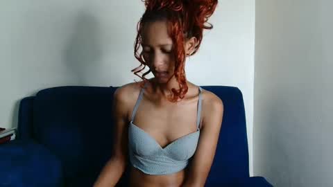 Snapshot of sexymaxxine chatting on 02-03-26, 09:36 sexymaxxine online show from 02-03-26, 09:36