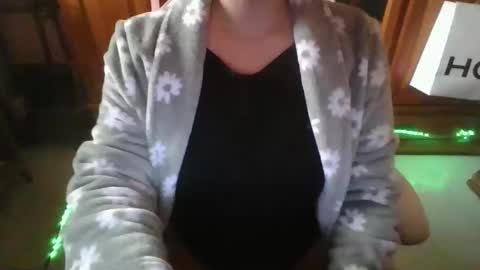 Snapshot of sexymisss24 chatting on 11-30-25, 11:36 sexymisss24 online show from 11-30-25, 11:36