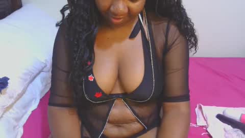 Snapshot of sexymompie chatting on 12-02-24, 09:06 CANDY online show from 12-02-24, 09:06