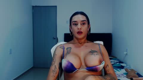 Natalia Duran online show from 12-07-24, 05:04
