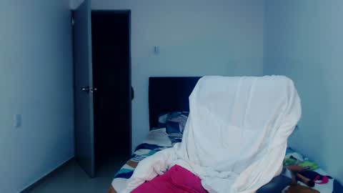 Natalia Duran online show from 12-28-24, 05:12