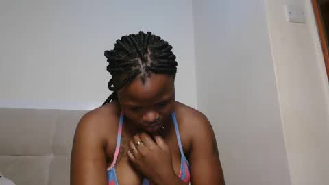 nina online show from 10-25-25, 07:16