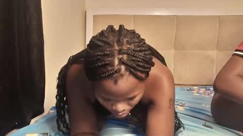 nina online show from 10-27-25, 11:52