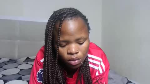 nina online show from 11-19-25, 08:25