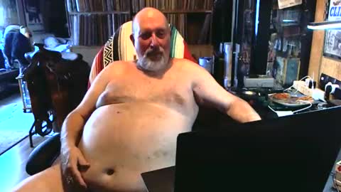 Grizz Lee Bear online show from 09-20-25, 01:45