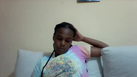DOVY ACHIENG online show from 01-24-25, 06:14