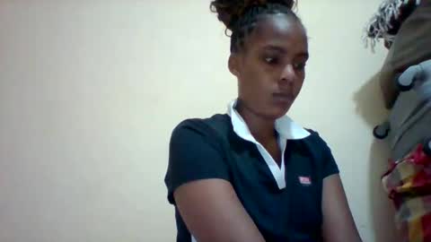 DOVY ACHIENG online show from 02-19-25, 01:40