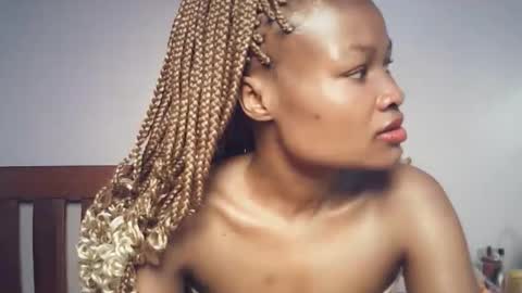 queenivy online show from 01-09-26, 02:53