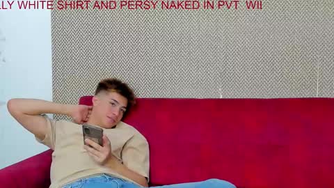 Snapshot of sexys_boys18 chatting on 01-16-26, 07:18 MATIAS-18 THIAHO -18 MAX-19 NICOKALY-19 CAIN-19 MOD ESTEBAN online show from 01-16-26, 07:18