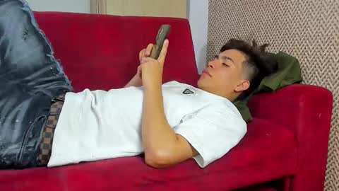 Snapshot of sexys_boys18 chatting on 02-28-26, 07:26 MATIAS-18 THIAHO -18 MAX-19 NICOKALY-19 CAIN-19 MOD ESTEBAN online show from 02-28-26, 07:26