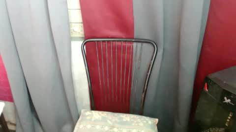 Snapshot of sexyseductionxx chatting on 09-22-25, 03:14 carl online show from 09-22-25, 03:14