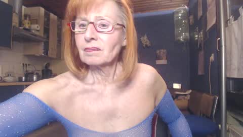 Silvie online show from 01-21-25, 03:10