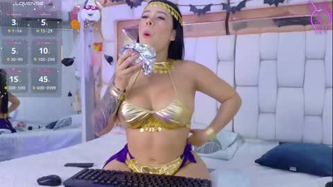 Kendall online show from 10-31-25, 12:50