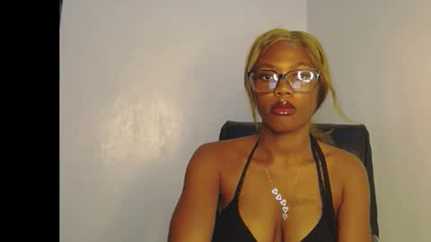 Darkskinned Rae online show from 03-01-26, 12:23