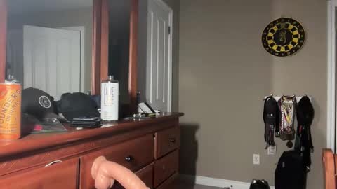 Snapshot of sexyslimsissy chatting on 10-24-25, 10:11 Sexy Sissy online show from 10-24-25, 10:11