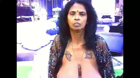 sexyva4u2luv online show from 11-06-25, 06:53