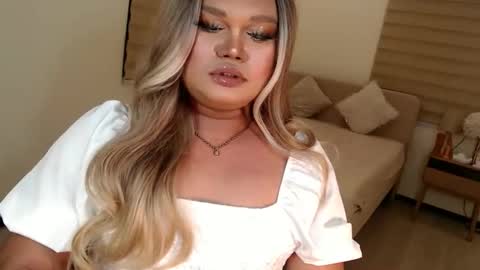 Snapshot of sexywhisperer393575 chatting on 01-10-26, 09:33 Jeandry online show from 01-10-26, 09:33