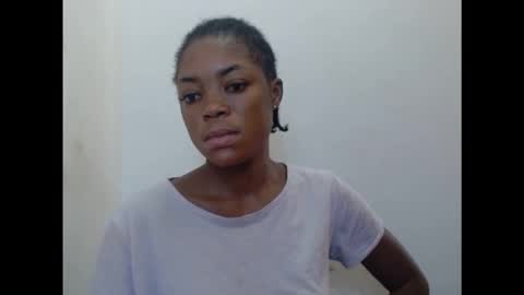 Snapshot of sexyxmilfx chatting on 02-28-26, 01:45 sexyxmilfx online show from 02-28-26, 01:45