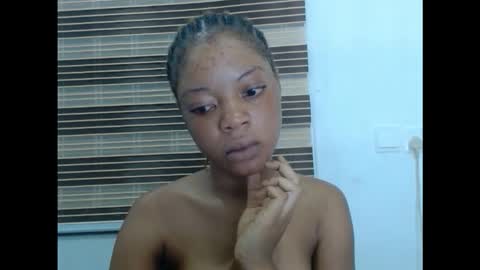 sexyxpeach online show from 12-22-25, 07:11