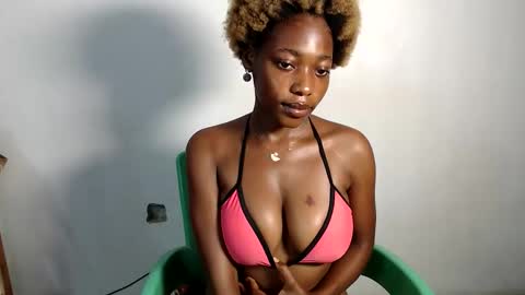 Snapshot of sexyy_boobss chatting on 03-04-26, 05:02 lilly online show from 03-04-26, 05:02