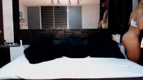 Snapshot of sexyycutedoll chatting on 01-30-25, 01:55 sexyycutedoll online show from 01-30-25, 01:55