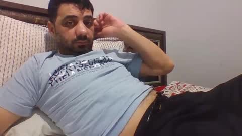 Snapshot of sexyyy_mannn chatting on 02-12-26, 11:27 sexyyy_mannn online show from 02-12-26, 11:27