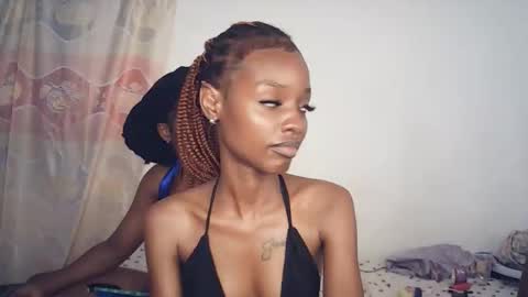 sexyzuriel online show from 02-26-26, 10:53