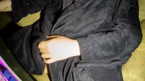 Snapshot of sexzilla15 chatting on 03-01-26, 09:44 no face online show from 03-01-26, 09:44