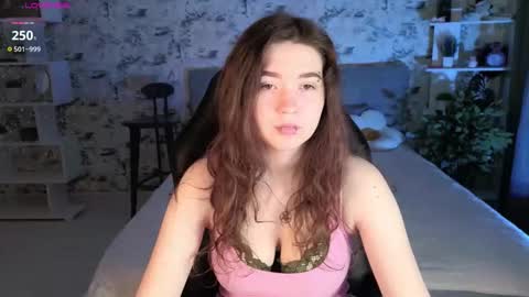 Im Mary online show from 11-09-25, 11:08