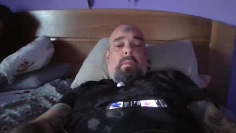 Snapshot of shadinray chatting on 10-30-25, 02:07 shadinray online show from 10-30-25, 02:07