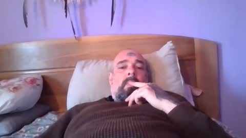 Snapshot of shadinray chatting on 11-10-25, 12:48 shadinray online show from 11-10-25, 12:48