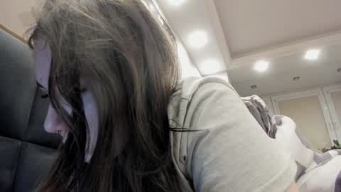 Snapshot of shadow_raffi chatting on 01-05-25, 03:02 shadow_raffi online show from 01-05-25, 03:02