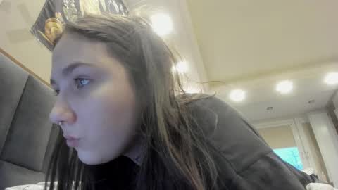 Snapshot of shadow_raffi chatting on 02-09-25, 02:18 shadow_raffi online show from 02-09-25, 02:18