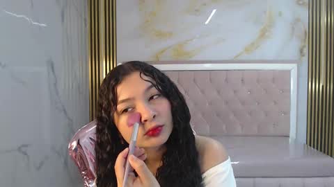 Shalon  online show from 12-29-24, 01:06