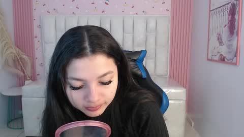 Shalon  online show from 12-15-25, 01:04