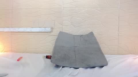 Catalina online show from 01-08-25, 12:17