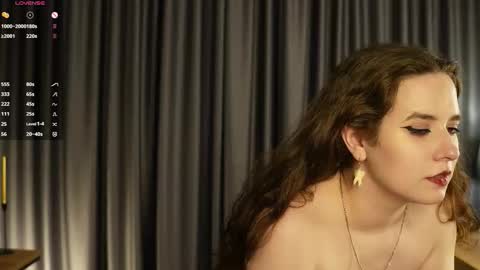 Snapshot of shandejarnett chatting on 11-17-25, 11:16 Maya3 online show from 11-17-25, 11:16