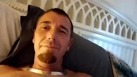 shane198569 online show from 10-19-25, 08:09