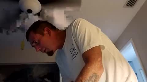 shane198569 online show from 11-18-25, 09:30