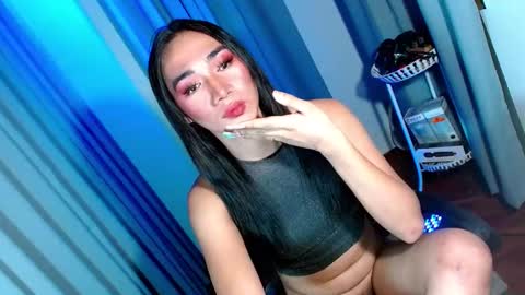 MISS SHANE online show from 01-05-25, 01:47