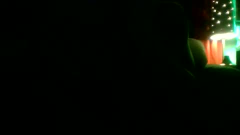 Snapshot of shaneedigital chatting on 10-22-25, 06:46 shaneedigital online show from 10-22-25, 06:46