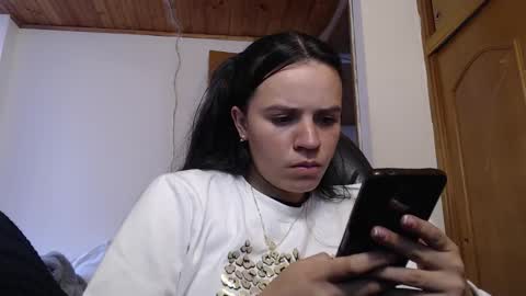 Snapshot of shanel_lozano chatting on 10-01-25, 09:10 shanel_lozano online show from 10-01-25, 09:10