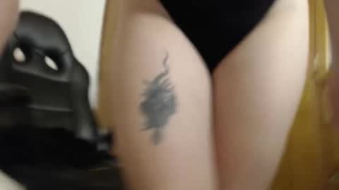 Snapshot of shanel_lozano chatting on 10-09-25, 01:03 shanel_lozano online show from 10-09-25, 01:03