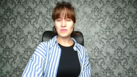 Snapshot of shannen_sweet chatting on 11-02-25, 06:10 Shannen online show from 11-02-25, 06:10