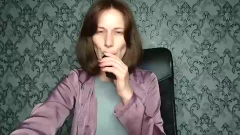 Snapshot of shannen_sweet chatting on 12-03-25, 12:03 Shannen online show from 12-03-25, 12:03