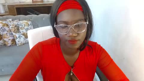 shanntall_tk online show from 02-22-25, 06:41