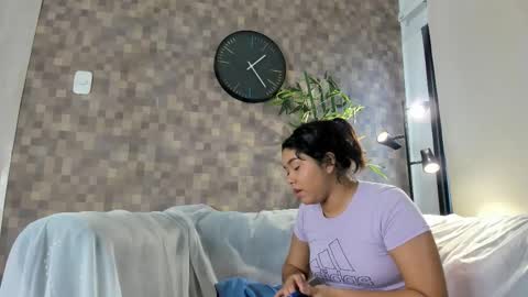 SHANON online show from 11-12-25, 12:05