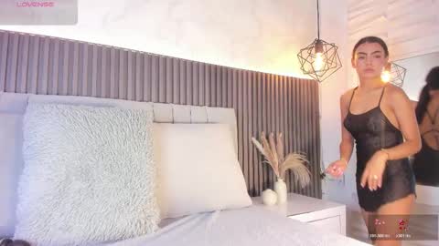 SHANON online show from 10-28-25, 07:16