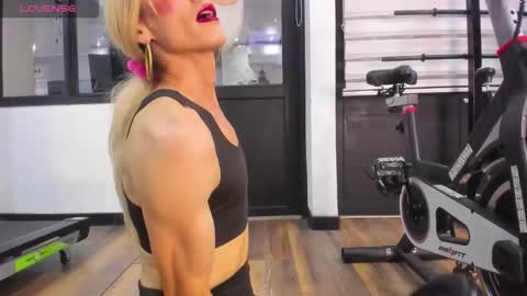 Snapshot of shantala_nastasiia chatting on 11-21-25, 01:21 shantala nastasiia online show from 11-21-25, 01:21