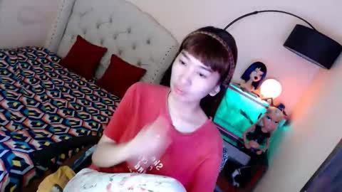 SHANTA FOX  s online show from 10-24-25, 02:19